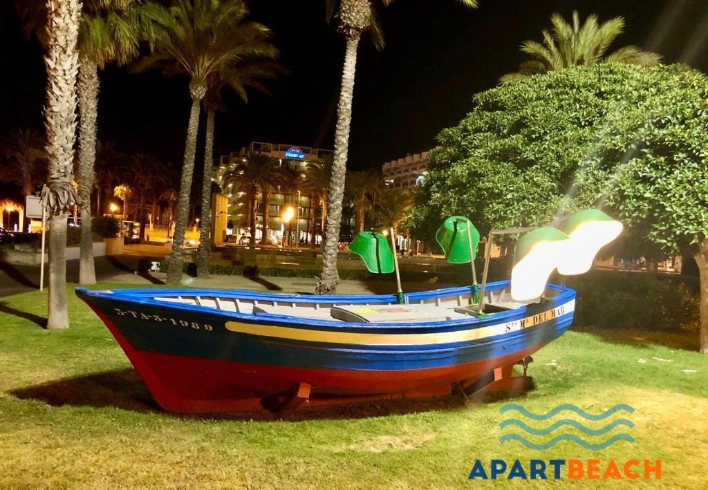 Apartbeach Cye 6 Climatizado Y Junto Playa Salou Dış mekan fotoğraf